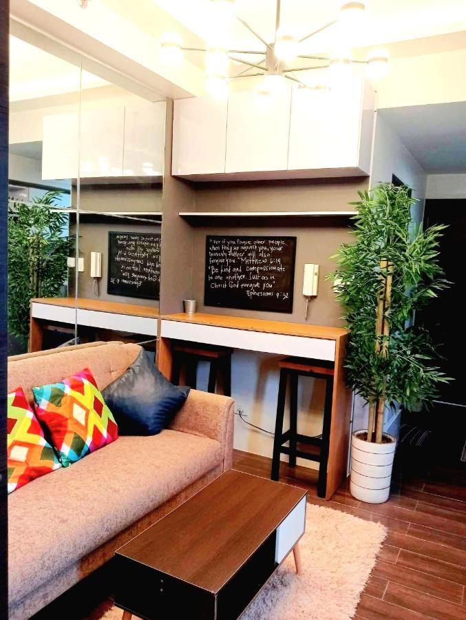 Air Residences Makati Elegant Grand Type *