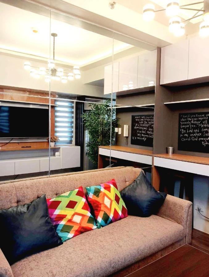 Air Residences Makati Elegant Grand Type Apartment
